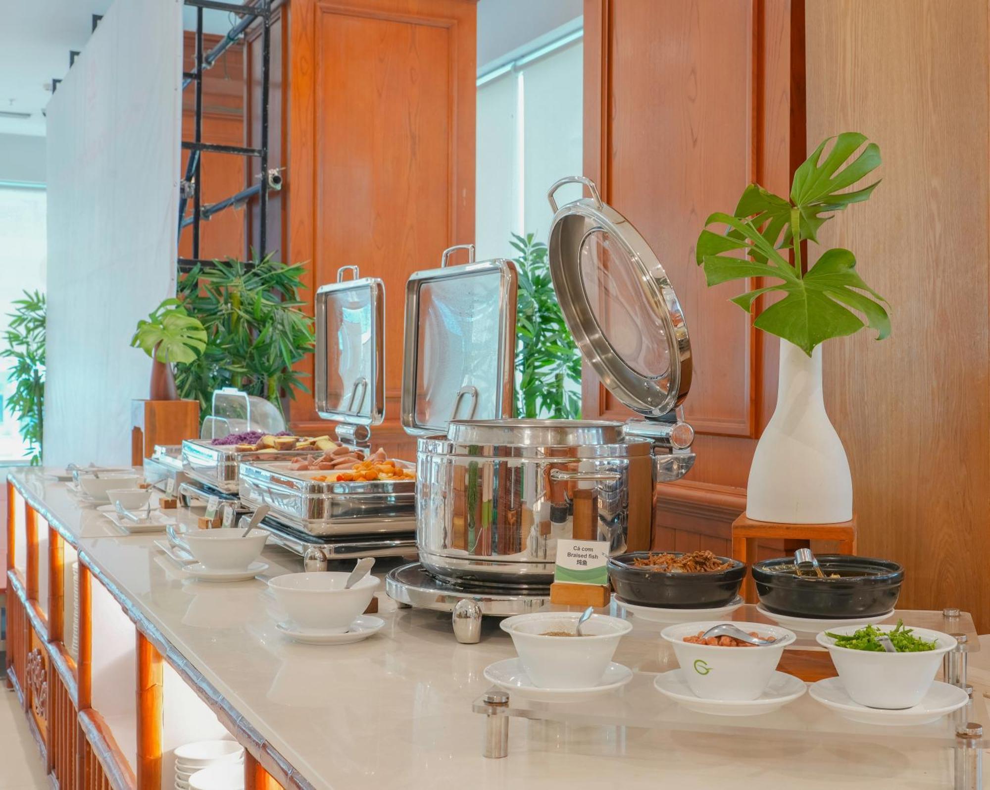 Green World Hotel Nha Trang Exterior photo